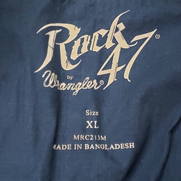 Rock 47 By Wrangler Mens Embroidered Button Up Size XL Blue Skater Tattoo Edgy - Picture 3 of 9